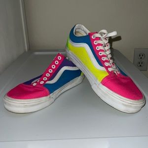 Neon Vans 🤍🤍